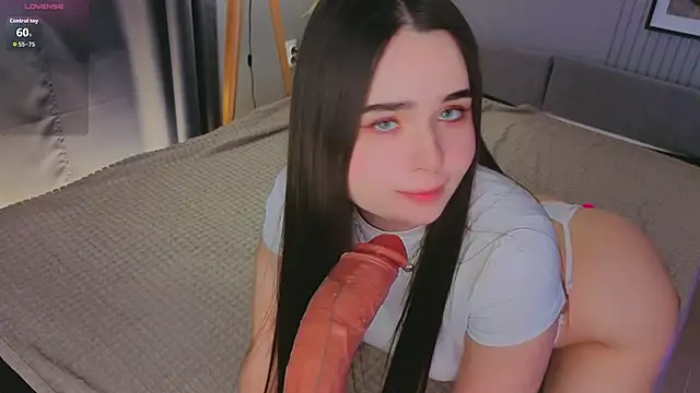 KateBleare online show from 11-21-25, 03:44