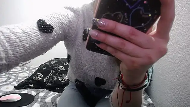 Snapshot of Luna_girlhot_ chatting on 02-11-25, 07:38 Luna girlhot online show from 02-11-25, 07:38