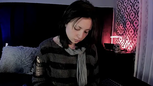 Snapshot of Adeelinee chatting on 04-30-26, 08:26 Adeelinee online show from 04-30-26, 08:26