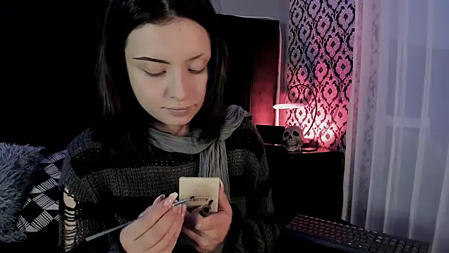 Snapshot of Adeelinee chatting on 04-30-26, 08:57 Adeelinee online show from 04-30-26, 08:57