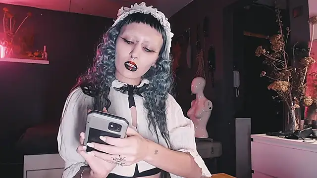 Snapshot of god_x_girl chatting on 12-01-24, 05:57 god x girl online show from 12-01-24, 05:57