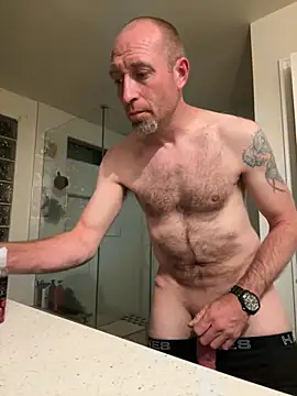 El Gizmo online show from 11-22-25, 08:24