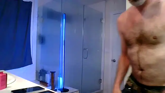 Snapshot of El_Gizmo chatting on 02-11-26, 09:14 El Gizmo online show from 02-11-26, 09:14