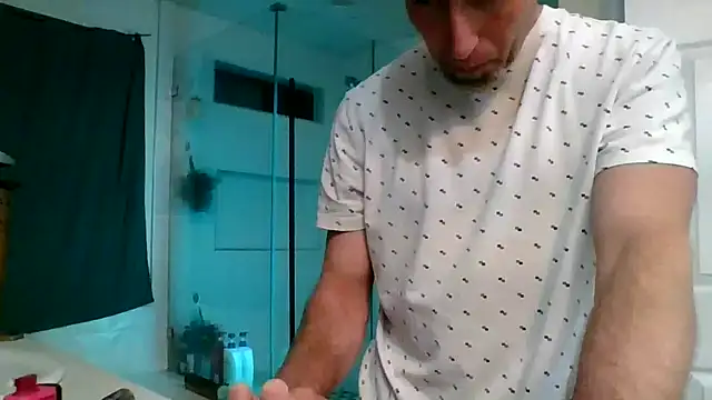 Snapshot of El_Gizmo chatting on 02-14-26, 11:18 El Gizmo online show from 02-14-26, 11:18