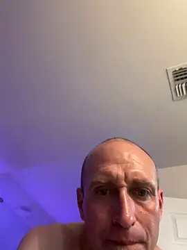 Snapshot of El_Gizmo chatting on 02-23-26, 09:39 El Gizmo online show from 02-23-26, 09:39