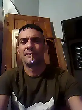 Snapshot of Dickinyou1980 chatting on 10-05-25, 09:51 Dickinyou1980 online show from 10-05-25, 09:51