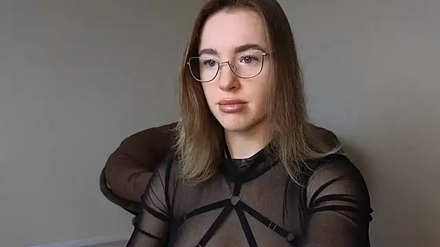 QueenTeeKay online show from 03-05-25, 07:49