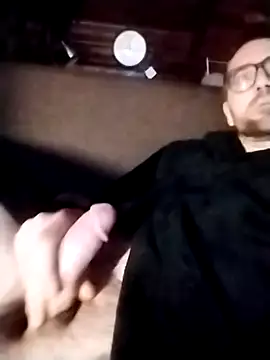 tomee83 online show from 10-28-25, 10:45