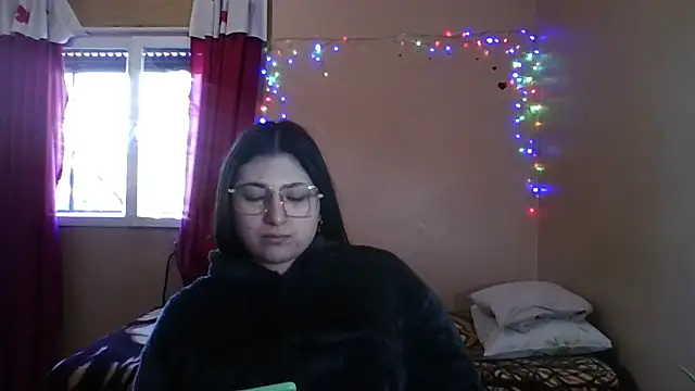 Snapshot of imsohornydacom chatting on 05-12-26, 05:43 imsohornydacom online show from 05-12-26, 05:43