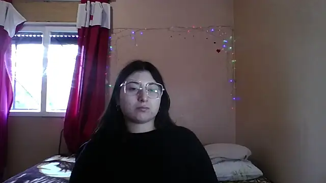 Snapshot of imsohornydacom chatting on 05-13-26, 05:43 imsohornydacom online show from 05-13-26, 05:43