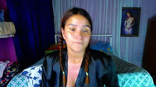 ZoeKuipers13 online show from 01-12-25, 11:58