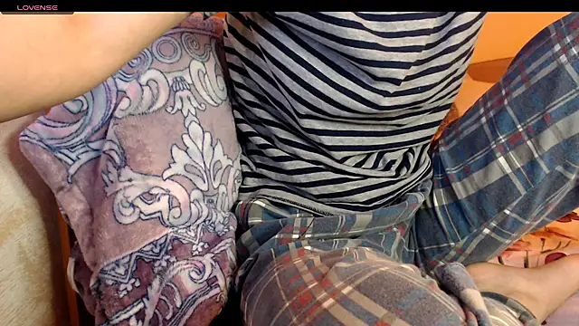 Snapshot of Perversdemlni chatting on 02-21-25, 09:22 Perversdemlni online show from 02-21-25, 09:22