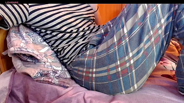 Snapshot of Perversdemlni chatting on 02-22-25, 04:40 Perversdemlni online show from 02-22-25, 04:40