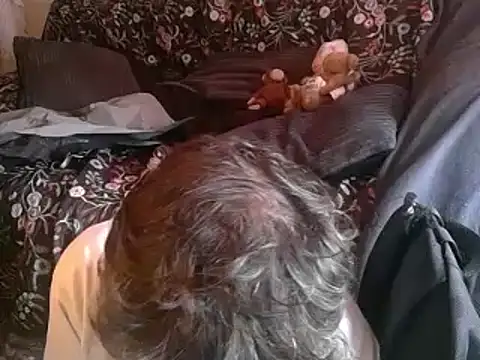 Snapshot of DaddyQuimHot chatting on 10-29-25, 01:35 DaddyQuimHot online show from 10-29-25, 01:35