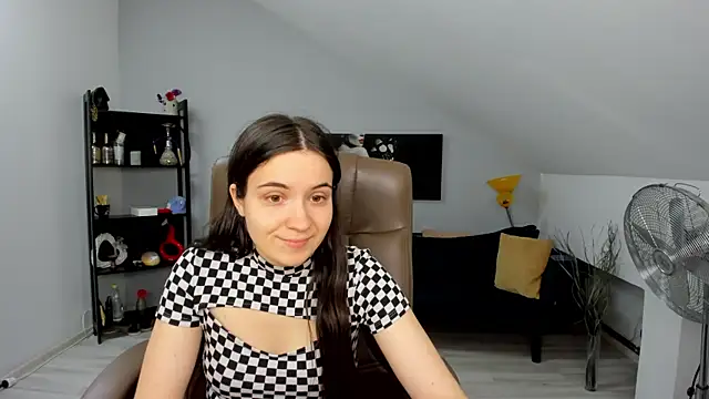 Snapshot of MelissaWiliam chatting on 01-16-25, 12:09 MelissaWiliam online show from 01-16-25, 12:09