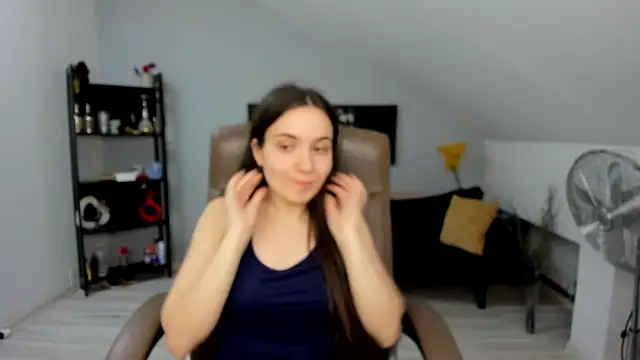 Snapshot of MelissaWiliam chatting on 01-20-25, 03:50 MelissaWiliam online show from 01-20-25, 03:50