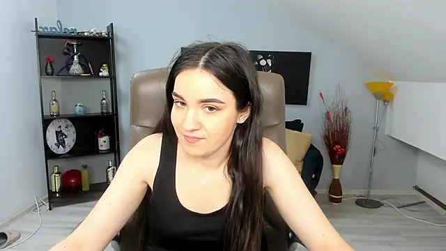 Snapshot of MelissaWiliam chatting on 02-19-25, 04:33 MelissaWiliam online show from 02-19-25, 04:33