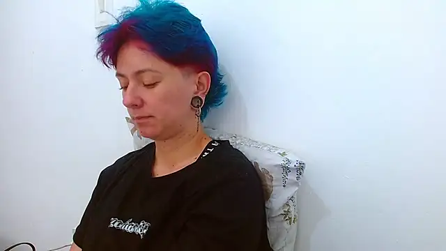 tomboyblue online show from 03-26-26, 02:00