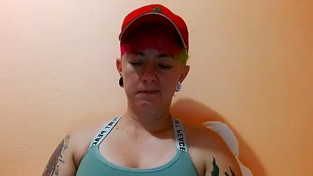 Snapshot of tomboyblue chatting on 07-29-26, 02:37 tomboyblue online show from 07-29-26, 02:37