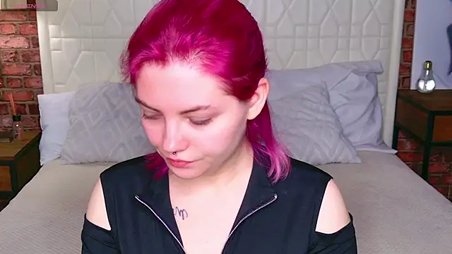 Lisa Adam online show from 09-23-25, 06:22