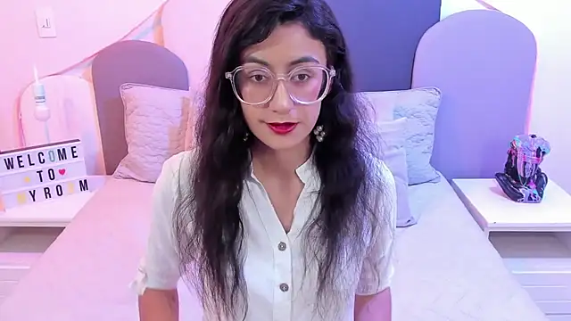 SophieGomez22 online show from 03-19-25, 11:50