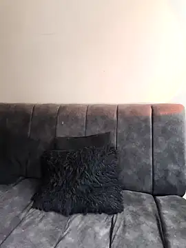 Snapshot of Mazikeen-- chatting on 04-19-26, 01:10 Mazikeen-- online show from 04-19-26, 01:10