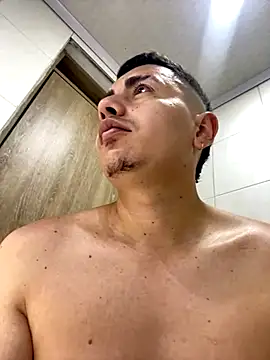 Snapshot of DanielGomez9 chatting on 12-02-24, 02:42 DanielGomez9 online show from 12-02-24, 02:42