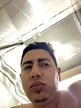 Snapshot of DanielGomez9 chatting on 02-18-25, 12:49 DanielGomez9 online show from 02-18-25, 12:49