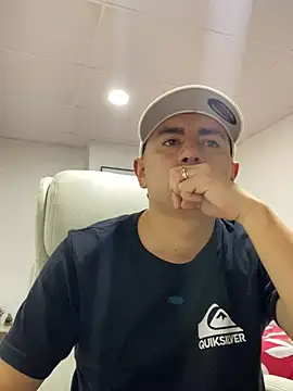 Snapshot of DanielGomez9 chatting on 03-04-25, 11:11 DanielGomez9 online show from 03-04-25, 11:11