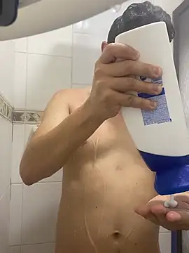 Snapshot of DanielGomez9 chatting on 03-11-25, 12:06 DanielGomez9 online show from 03-11-25, 12:06