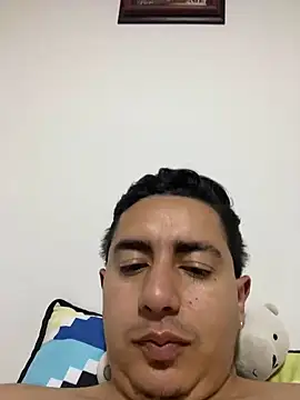 Snapshot of DanielGomez9 chatting on 03-22-25, 03:52 DanielGomez9 online show from 03-22-25, 03:52