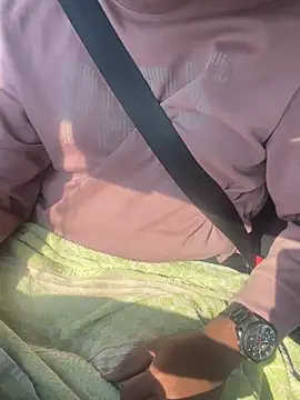 Snapshot of bighorn2000 chatting on 02-24-25, 04:38 bighorn2000 online show from 02-24-25, 04:38