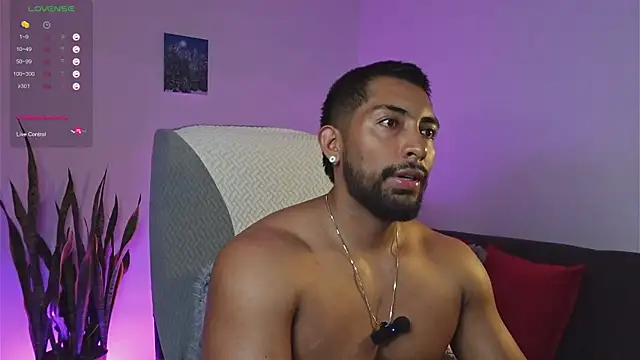 Couple muscle1 online show from 05-25-26, 11:11