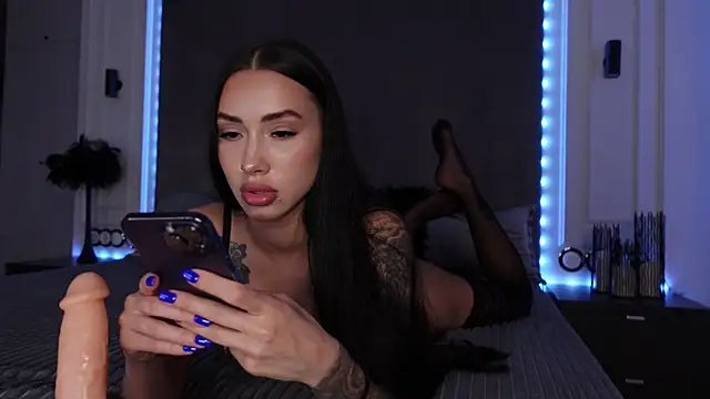 mila blvck online show from 09-10-25, 08:14