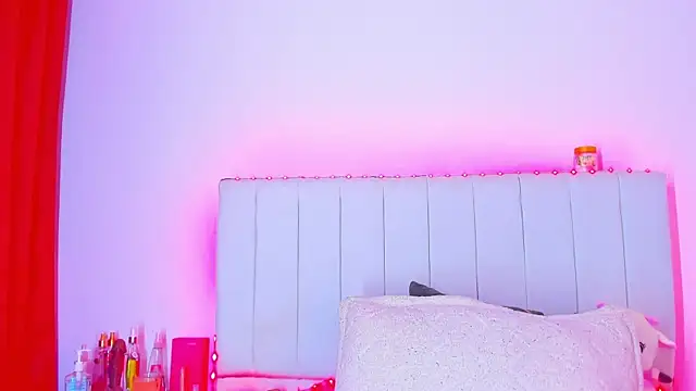 caro lyne  online show from 05-13-26, 06:27