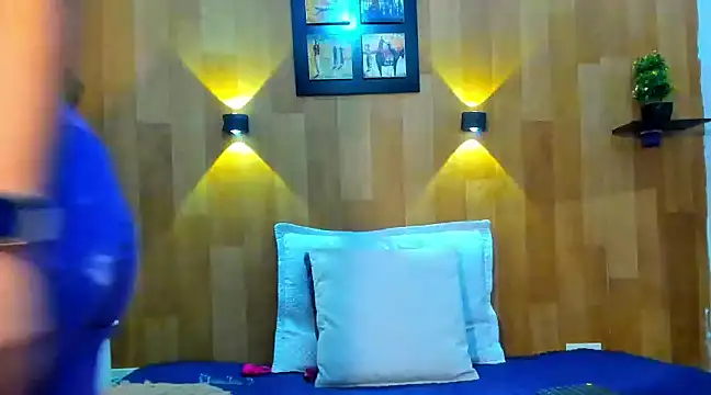 marianaa90 online show from 02-06-25, 07:18