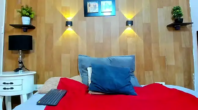 marianaa90 online show from 03-10-25, 07:07