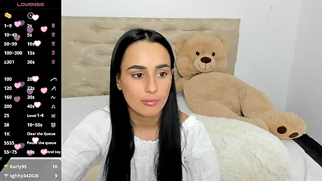 Snapshot of DarcieJane chatting on 12-06-24, 02:24 DarcieJane online show from 12-06-24, 02:24