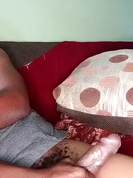 Snapshot of quirtking chatting on 01-23-25, 03:43 quirtking online show from 01-23-25, 03:43