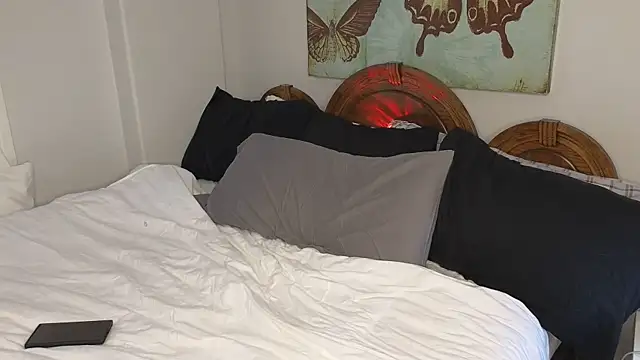 Snapshot of Thekatievogue chatting on 12-09-24, 08:33 Thekatievogue online show from 12-09-24, 08:33