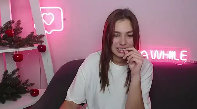 MilanaAngelAs online show from 12-23-24, 10:32