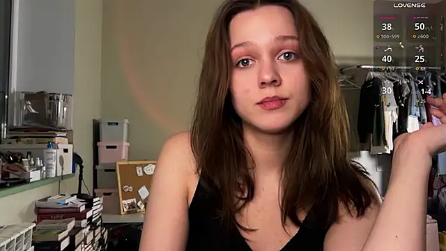 Addelin Moon online show from 11-06-25, 05:36