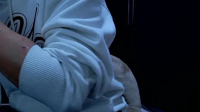 Snapshot of jyupo_bbb_ chatting on 11-08-25, 05:40 jyupo bbb online show from 11-08-25, 05:40