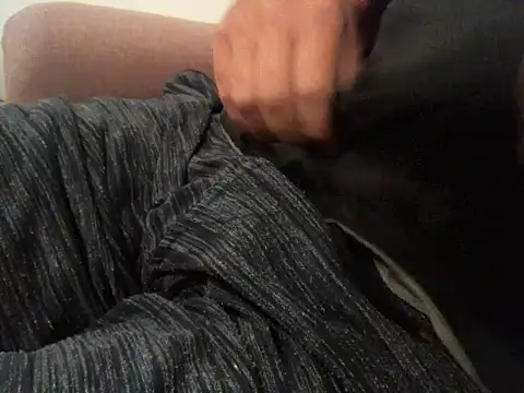 Snapshot of sexxx-mike chatting on 09-30-25, 05:18 sexxx-mike online show from 09-30-25, 05:18