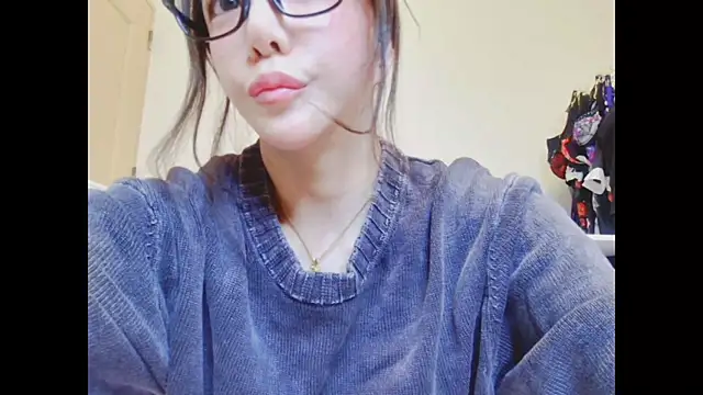 Snapshot of nene_teacher chatting on 12-29-24, 01:06 nene teacher online show from 12-29-24, 01:06