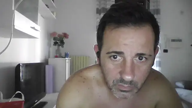 Snapshot of Bobo064 chatting on 06-24-26, 04:28 Bobo064 online show from 06-24-26, 04:28