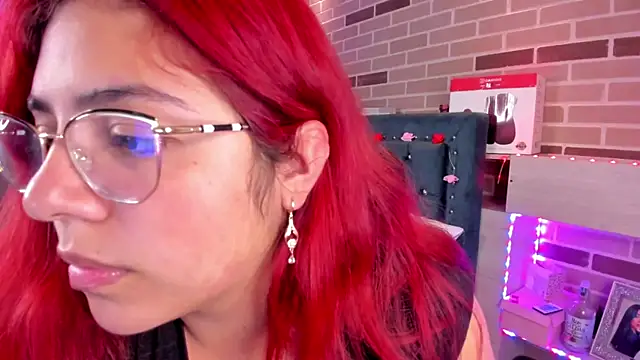 Rousse Collinss online show from 12-03-24, 02:58