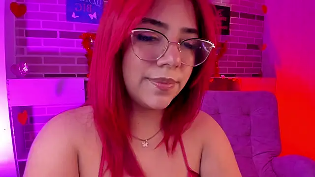 Rousse Collinss online show from 02-21-25, 04:07