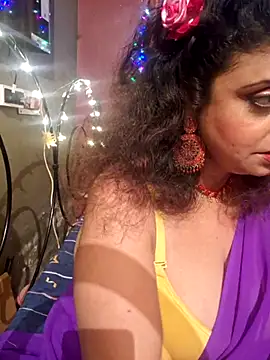 Snapshot of Maaya66 chatting on 02-17-25, 09:41 Maaya66 online show from 02-17-25, 09:41