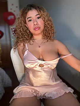 LEONCITA  online show from 02-17-25, 11:02